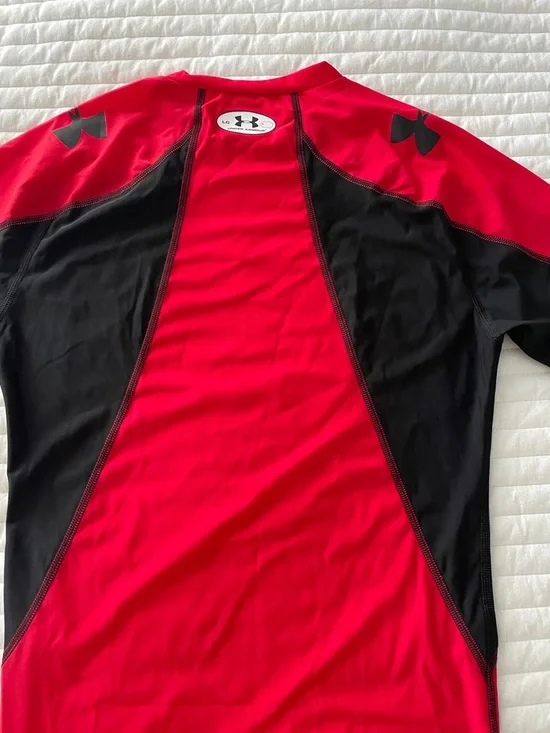 Under Armour Red and Black Short Sleeve Compression Tee - Picture 6 of 7